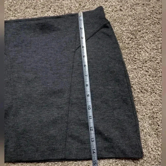 Express Gray Mini Skirt - Picture 5 of 5